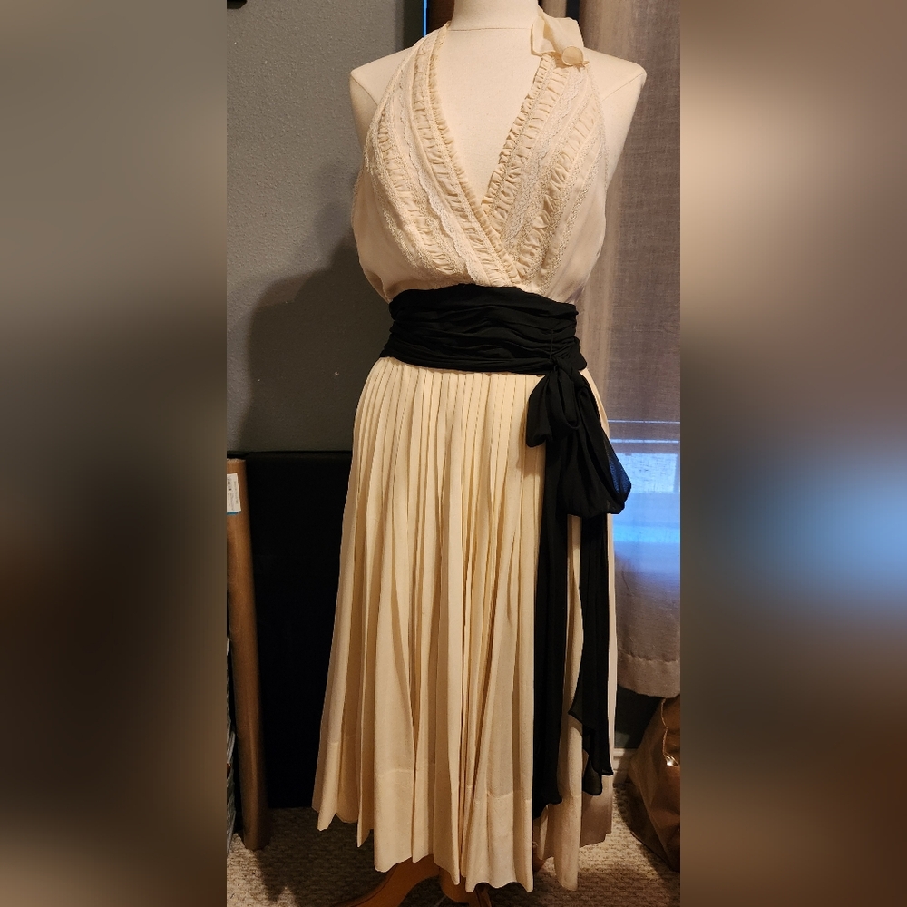 BCBGMaxAzria Cream and Black Backless Dress